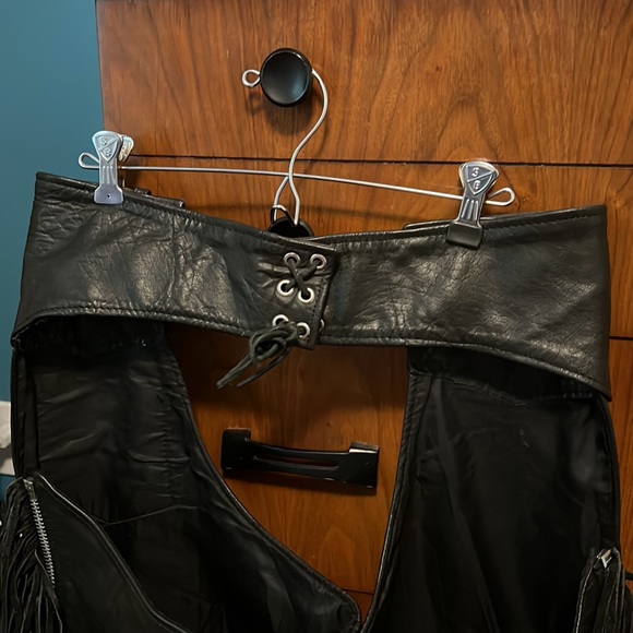 Interstate Leather Chaps Black Leather Motorcycle Riding Pants Size L - Picture 4 of 8